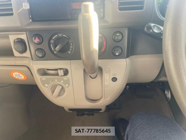 Suzuki EVERY WAGON 2014-08 8279646-19