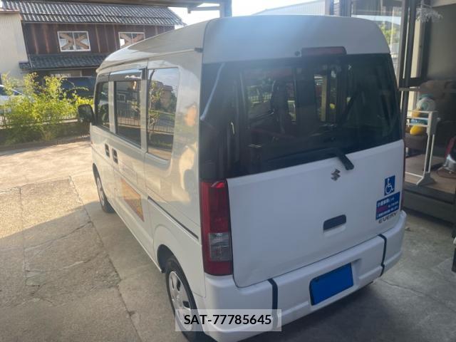 Suzuki EVERY WAGON 2014-08 8279646-2