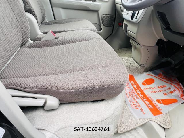Suzuki EVERY WAGON 2019-01 8280305-4