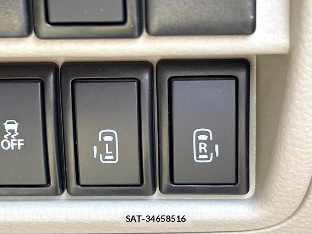 Suzuki EVERY WAGON 2015-12 8283218-3
