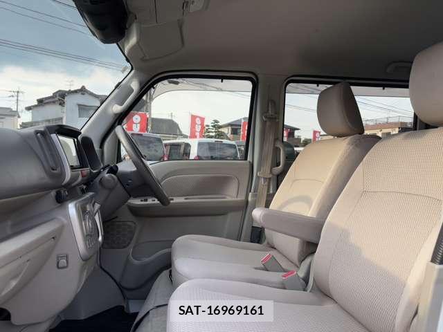 Suzuki EVERY WAGON 2019-09 8283684-12