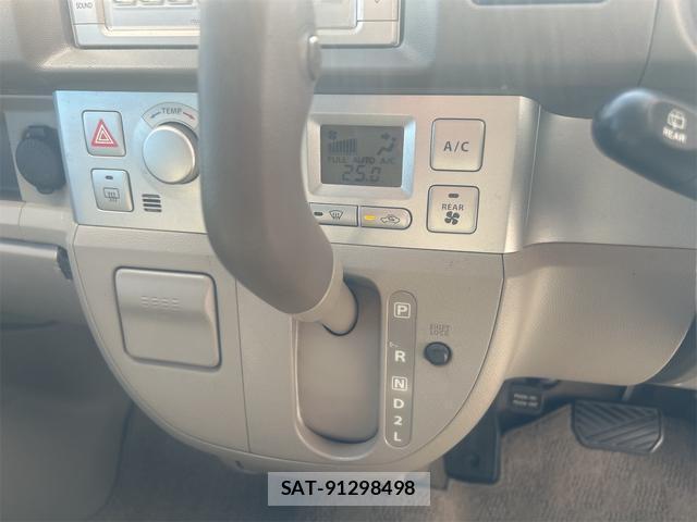 Suzuki EVERY WAGON 2009-05 8285601-18