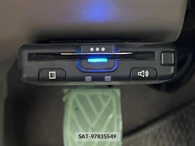 Suzuki EVERY 2012-07 8277527-4