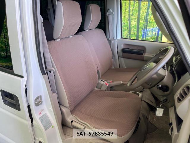 Suzuki EVERY 2012-07 8277527-7