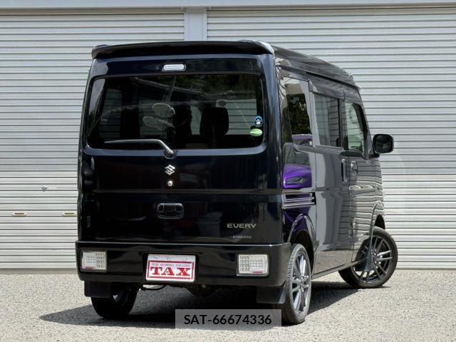 Suzuki EVERY 2019-10 8278745-1