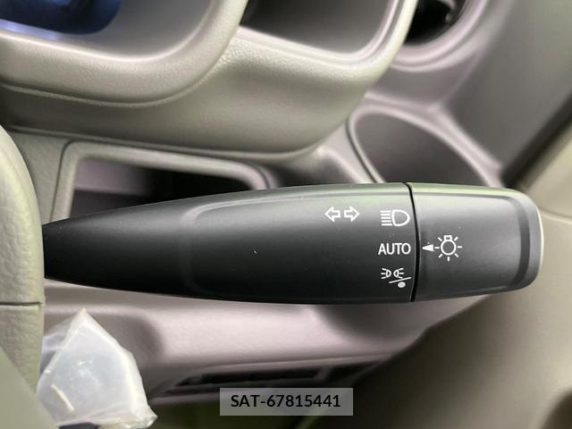 Suzuki EVERY 2024-10 8280488-4