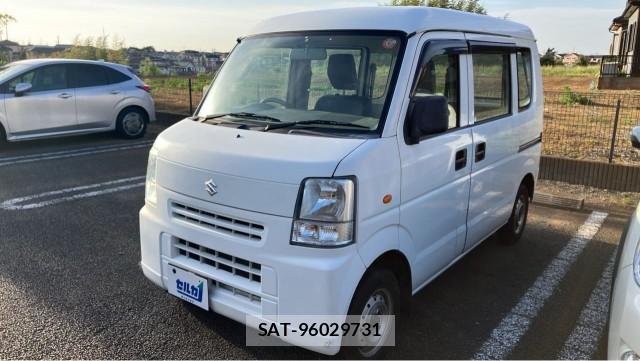 Suzuki EVERY 2015-03 8280659-11