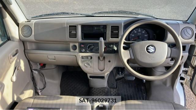 Suzuki EVERY 2015-03 8280659-2
