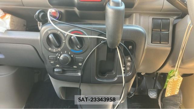 Suzuki EVERY 2018-06 8280709-14