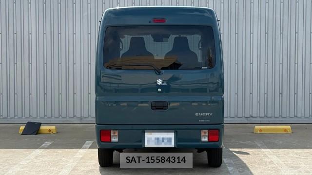 Suzuki EVERY 2025-03 8282434-1