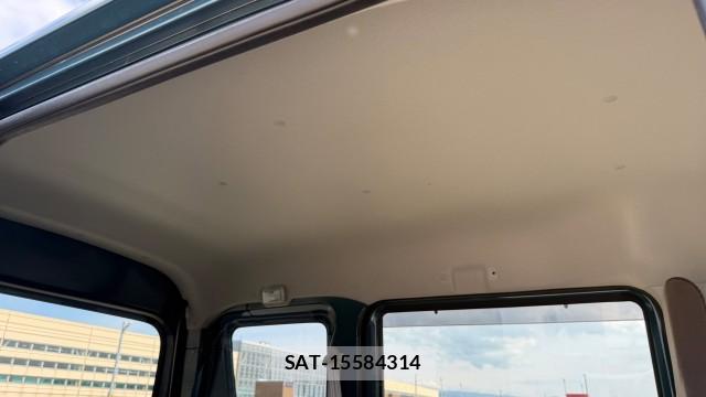 Suzuki EVERY 2025-03 8282434-15