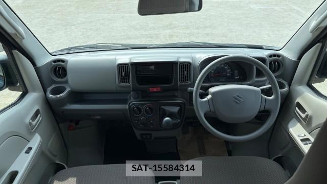Suzuki EVERY 2025-03 8282434-2