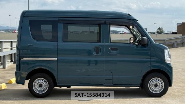 Suzuki EVERY 2025-03 8282434-3