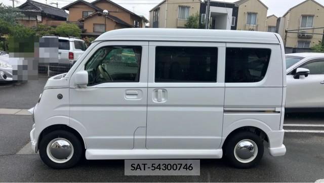 Suzuki EVERY 2022-06 8282462-10