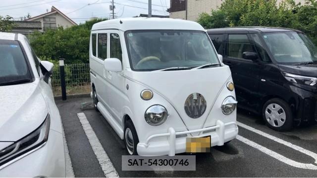 Suzuki EVERY 2022-06 8282462-11
