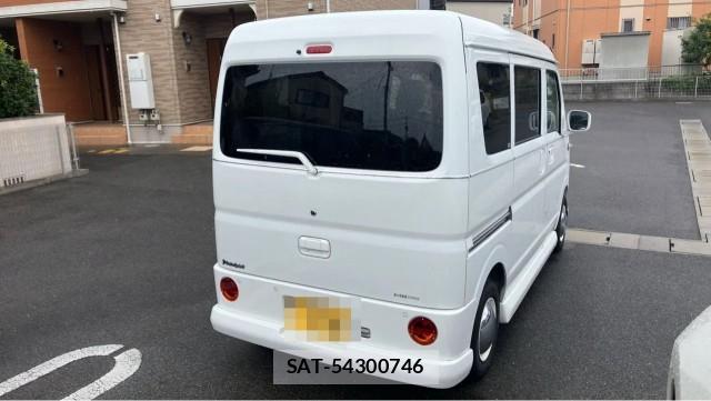 Suzuki EVERY 2022-06 8282462-12