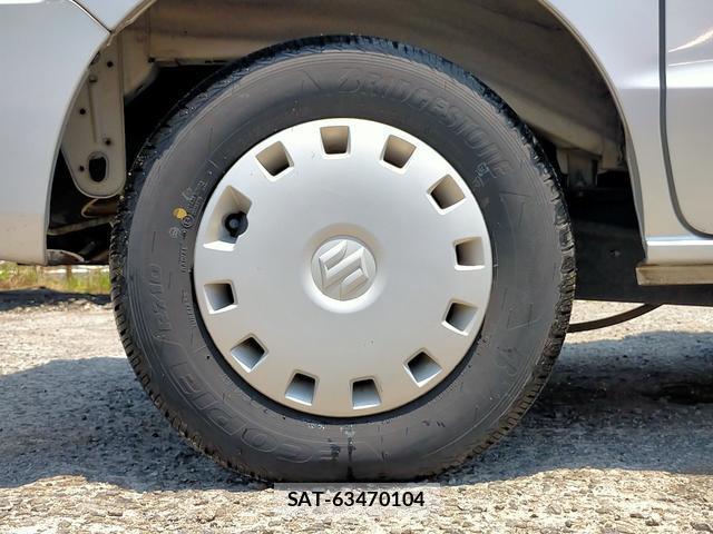 Suzuki EVERY 2015-06 8283056-11