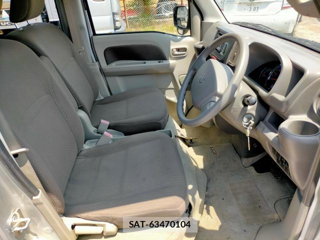 Suzuki EVERY 2015-06 8283056-19