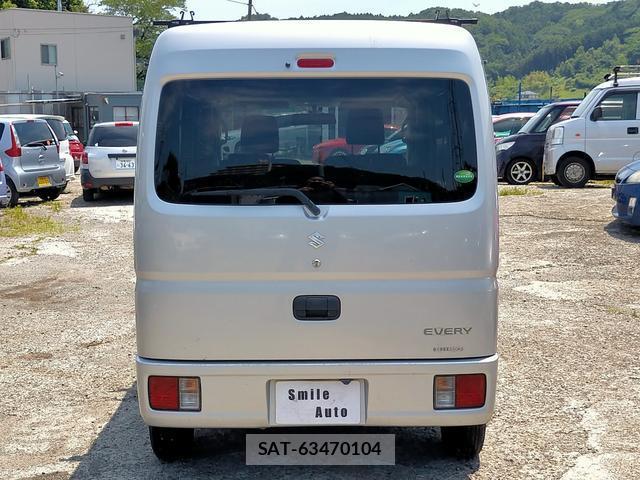 Suzuki EVERY 2015-06 8283056-2