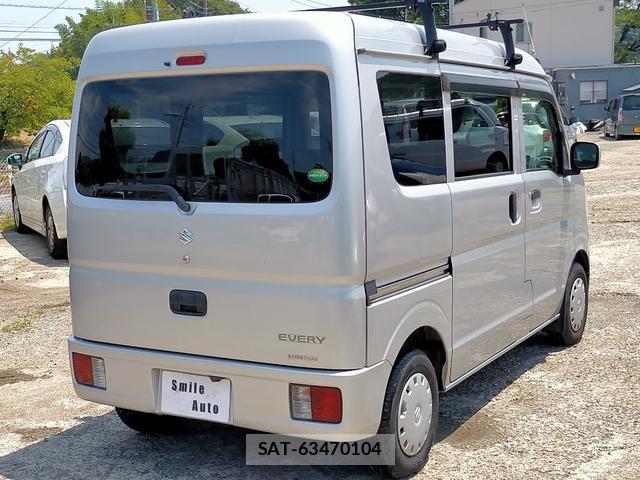 Suzuki EVERY 2015-06 8283056-8