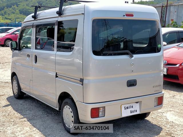 Suzuki EVERY 2015-06 8283056-9