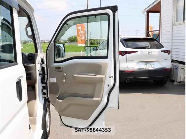 Suzuki EVERY 2018-11 8283417-16