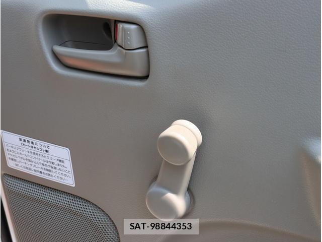 Suzuki EVERY 2018-11 8283417-17