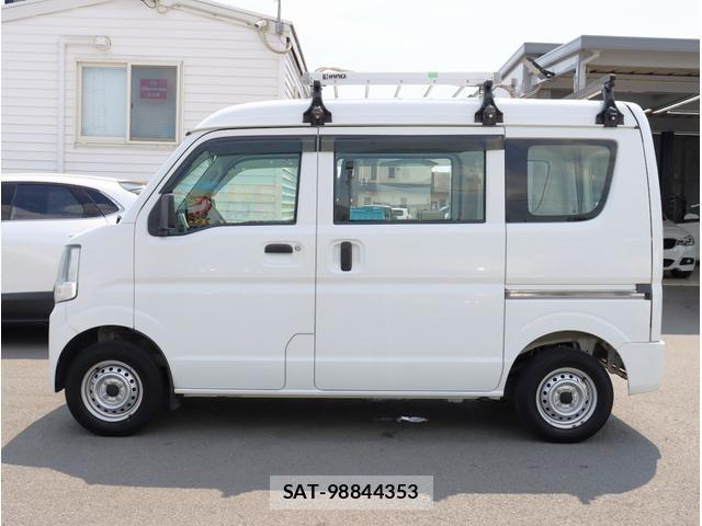 Suzuki EVERY 2018-11 8283417-6
