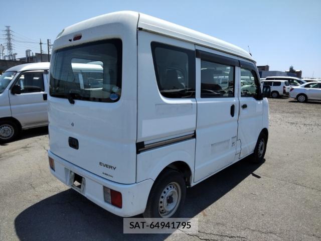 Suzuki EVERY 2016-07 8285704-2