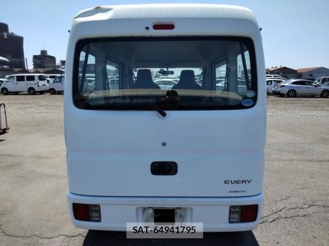 Suzuki EVERY 2016-07 8285704-3
