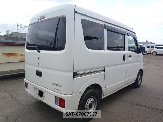 Suzuki EVERY 2021-07 8285721-2