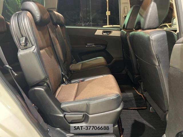 Subaru EXIGA CROSSOVER 2016-09 8279299-10