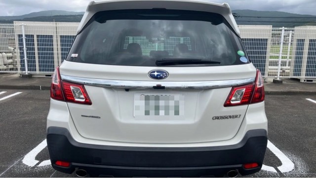 Subaru EXIGA CROSSOVER 2016-02 8281833-1