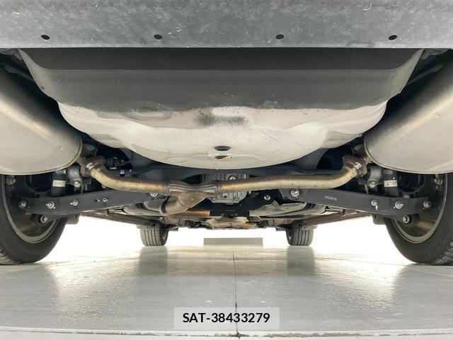 Subaru EXIGA CROSSOVER 2017-05 8284627-9