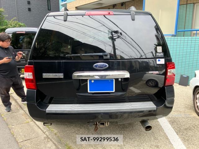 Ford EXPEDITION 2010-09 8279132-4