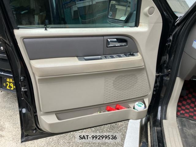 Ford EXPEDITION 2010-09 8279132-9
