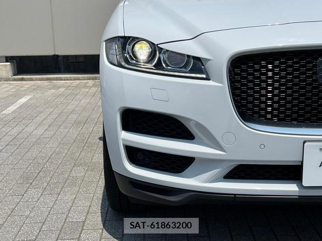 Jaguar F-PACE 2017-06 8279330-15