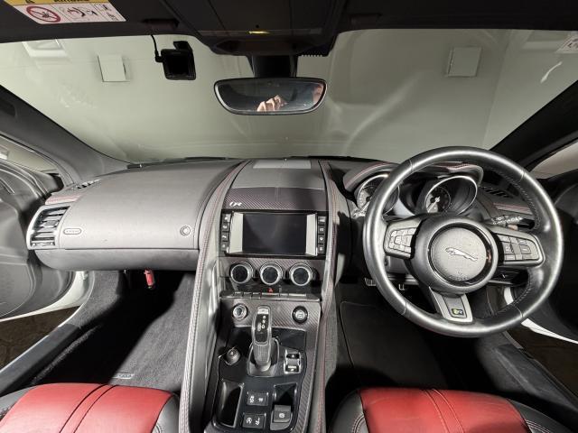 Jaguar F-TYPE 2015-09 8279231-5