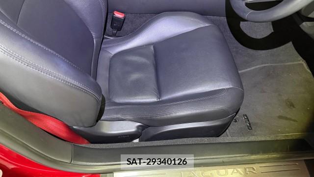 Jaguar F-TYPE 2014-06 8281001-6