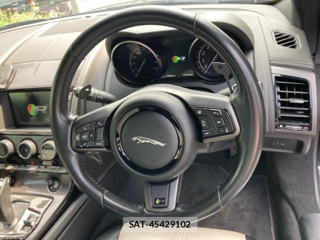 Jaguar F-TYPE 2016-04 8284817-14