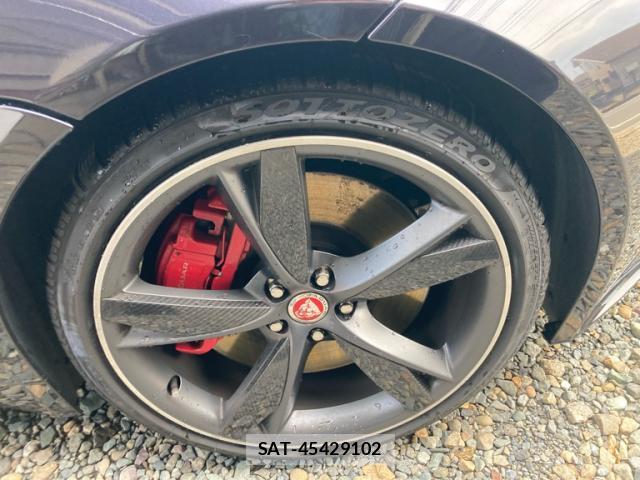 Jaguar F-TYPE 2016-04 8284817-4