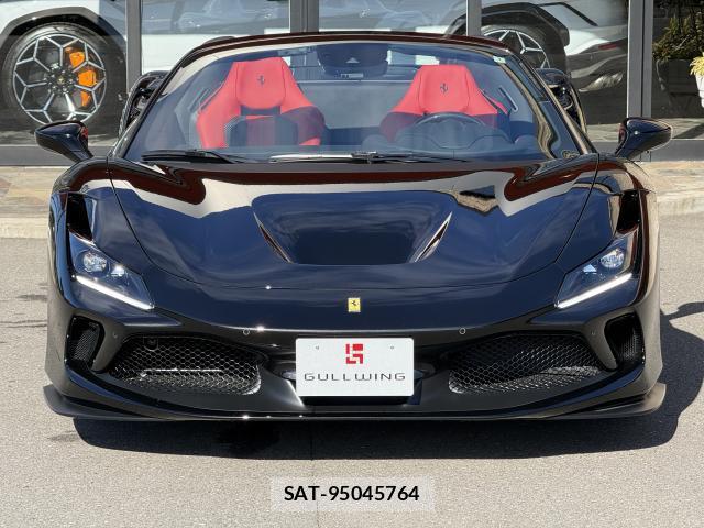 Ferrari F8 Spider 2022-03 8277809-10