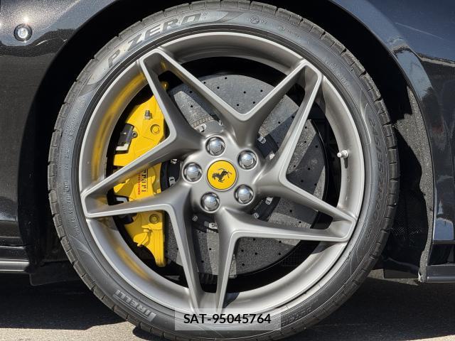 Ferrari F8 Spider 2022-03 8277809-16