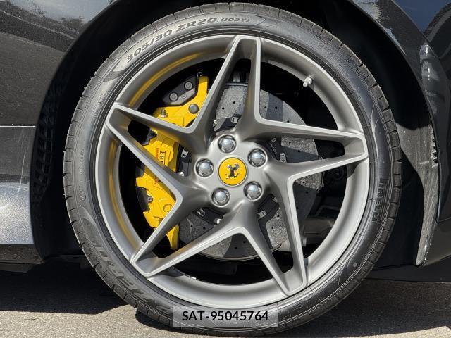 Ferrari F8 Spider 2022-03 8277809-17