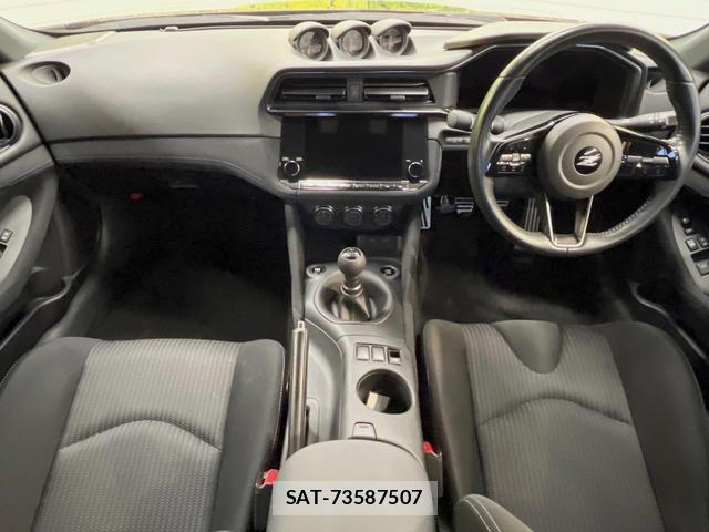 Nissan FAIRLADY Z 2024-03 8276683-1