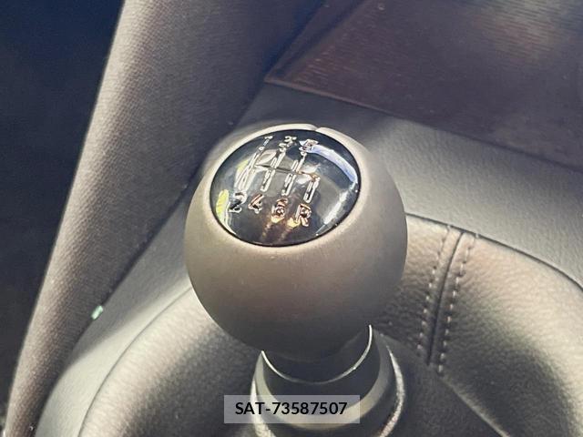Nissan FAIRLADY Z 2024-03 8276683-2