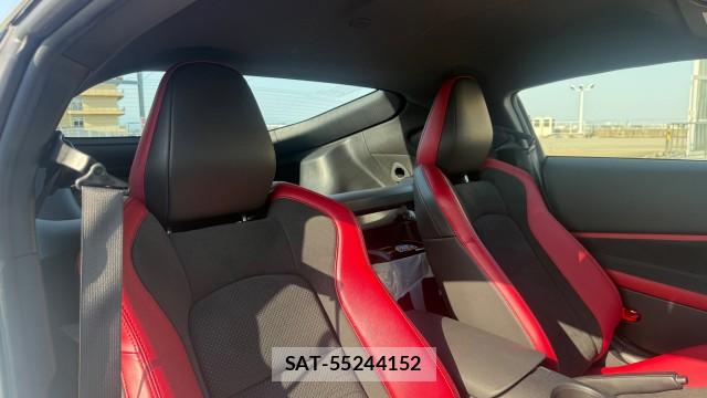 Nissan FAIRLADY Z 2024-07 8281109-5