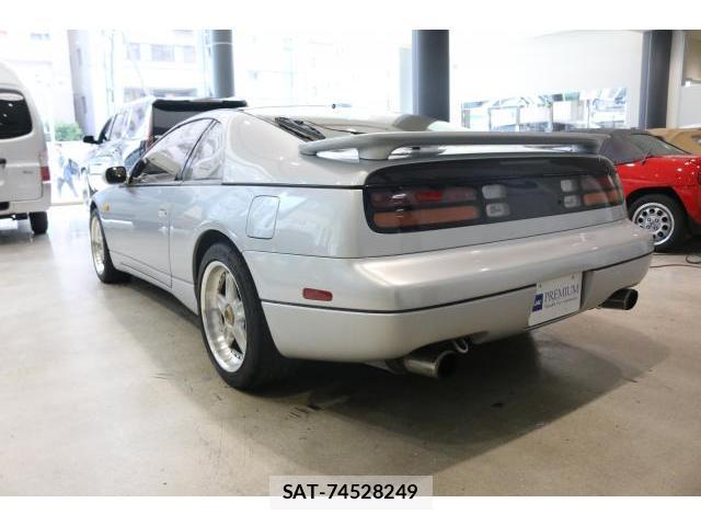 Nissan FAIRLADY Z 1994-01 8284588-11