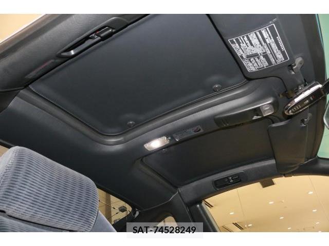 Nissan FAIRLADY Z 1994-01 8284588-16