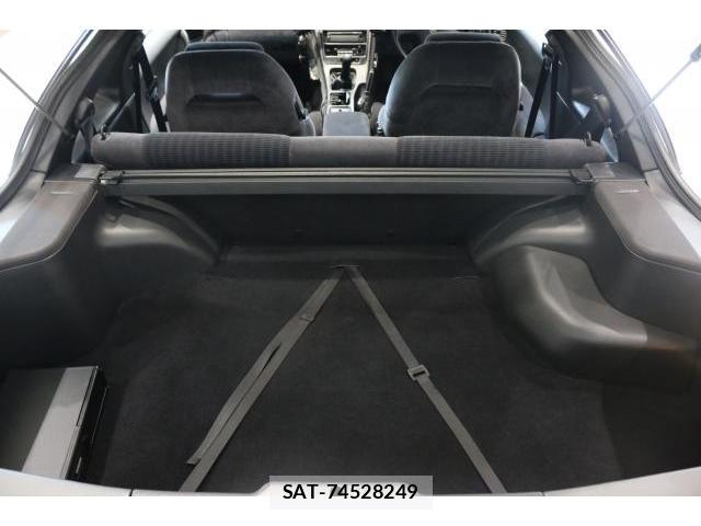 Nissan FAIRLADY Z 1994-01 8284588-18